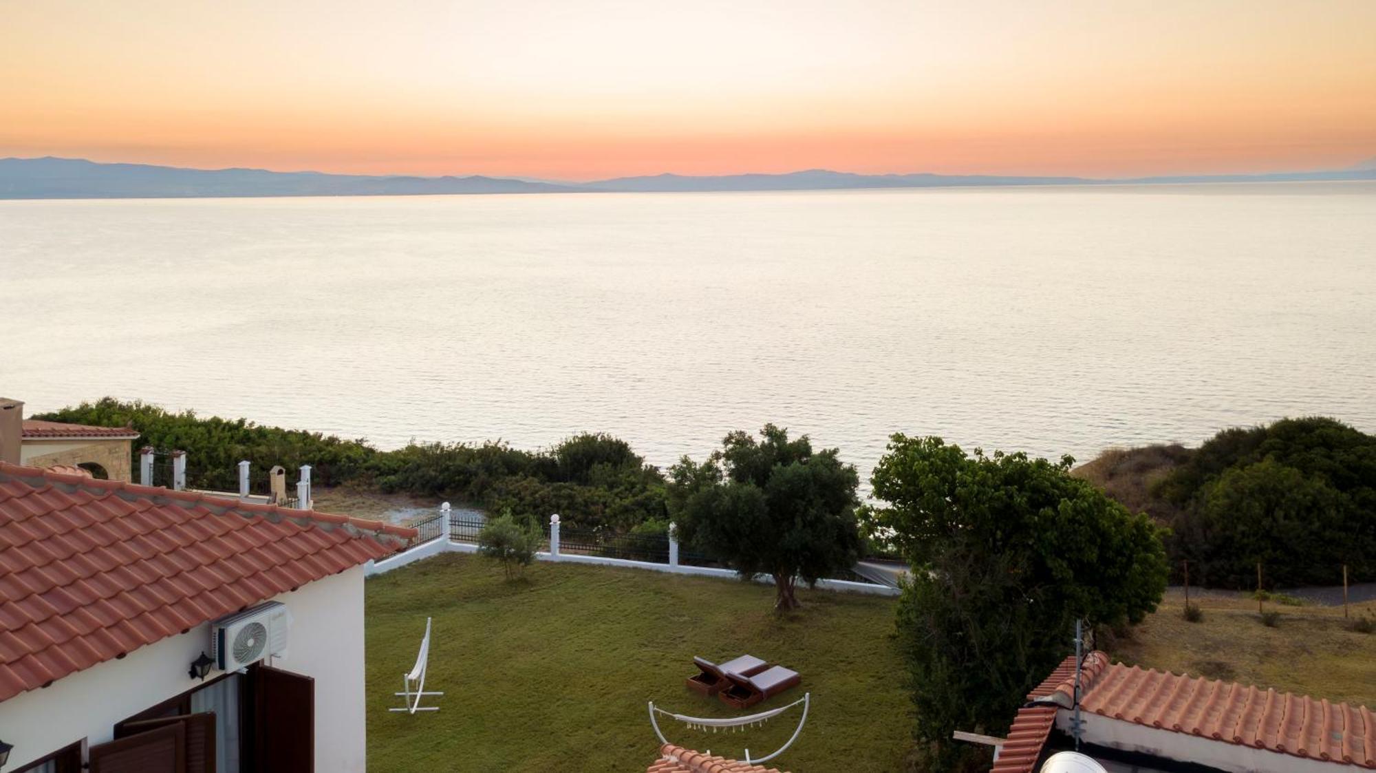 Villa Karolina Nea Poteidaia Bagian luar foto