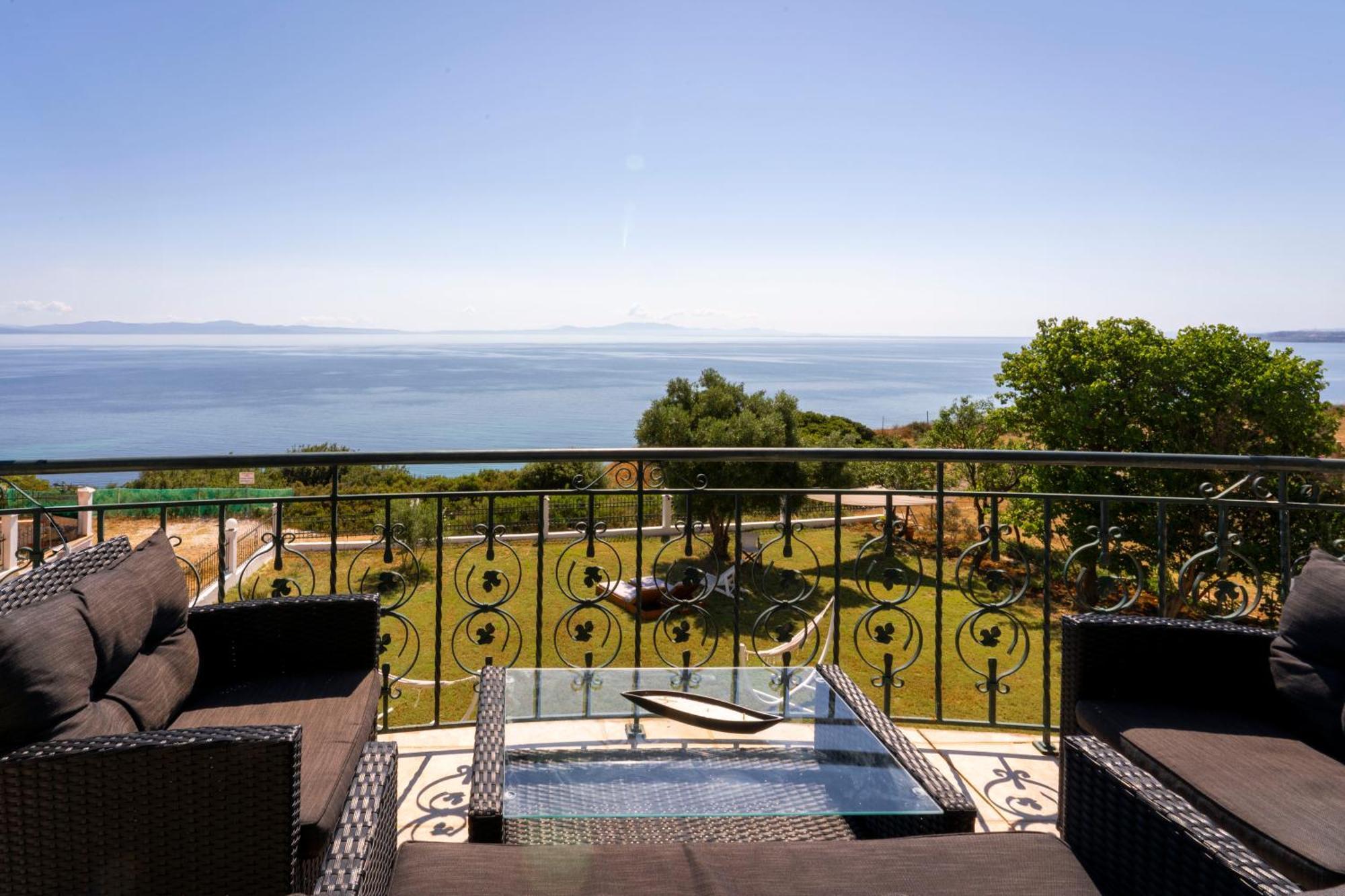Villa Karolina Nea Poteidaia Bagian luar foto